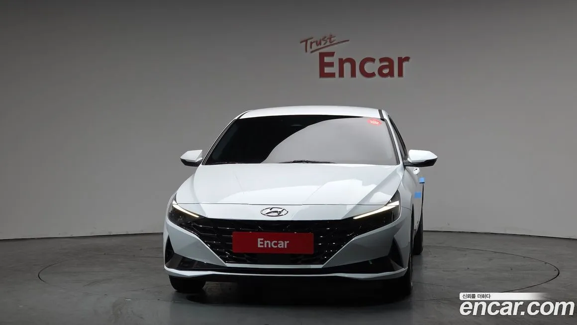 Hyundai AVANTE — фото 2