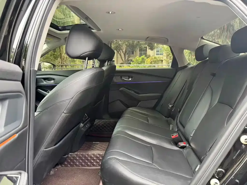 Honda Accord — фото 9