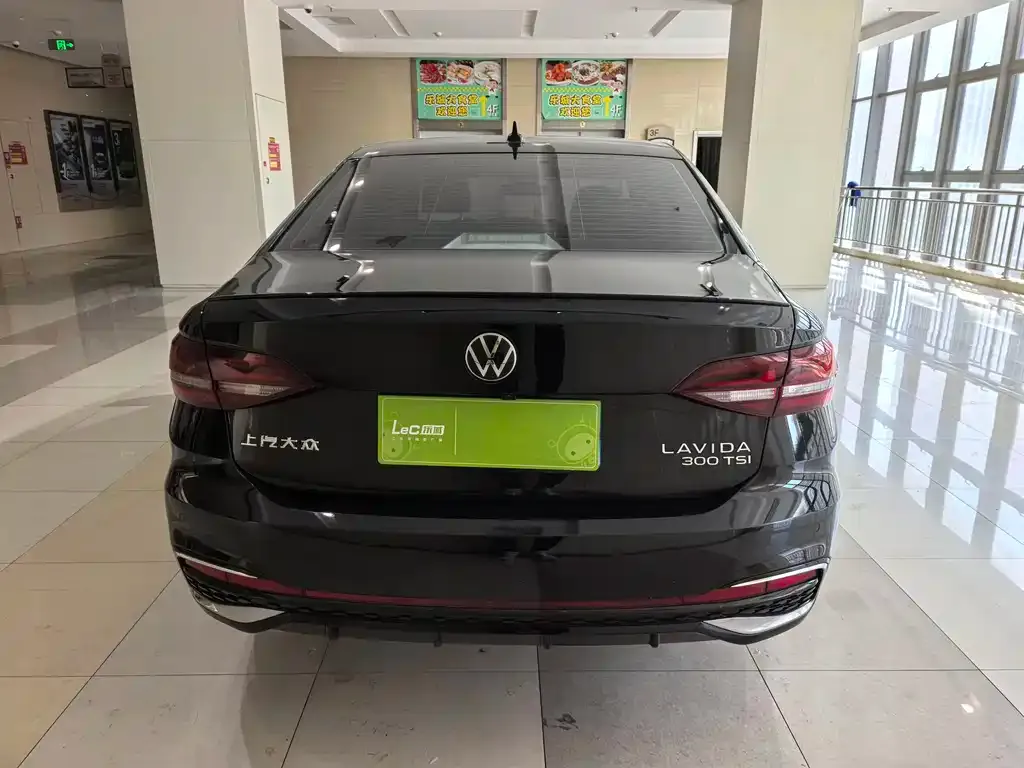 Volkswagen Lavida 2023 из CN, фото 3