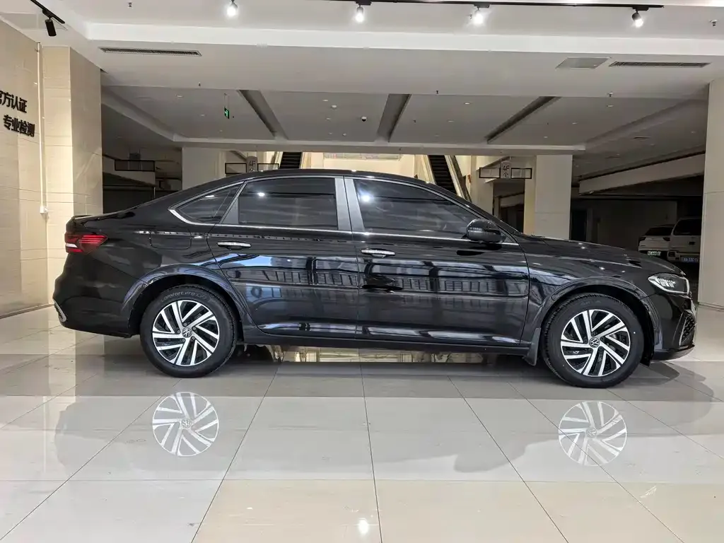 Volkswagen Lavida 2023 из CN, фото 5