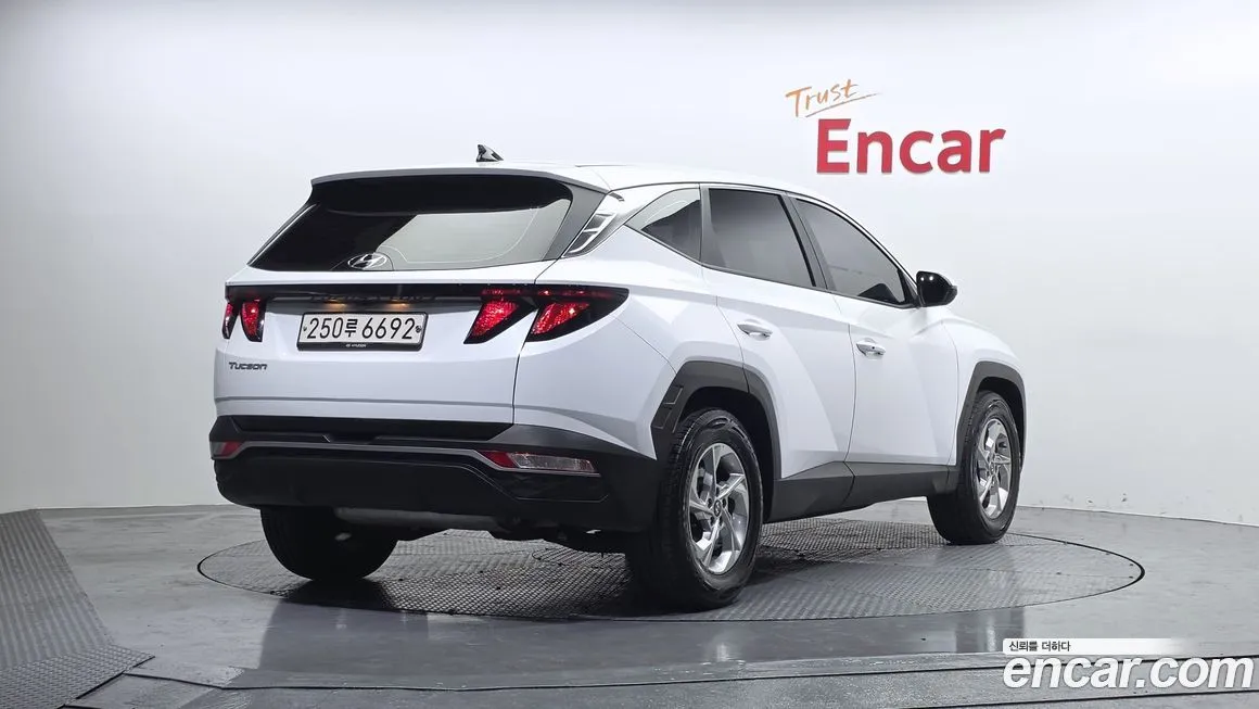 Hyundai Tucson 2023 из KR, фото 2