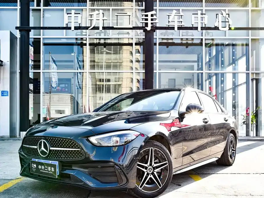 Mercedes-Benz C-Class — фото 1