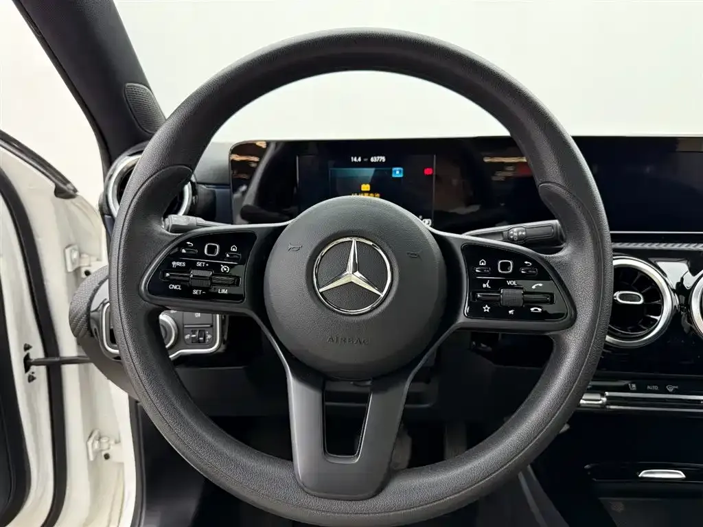 Mercedes-Benz A-Class 2021 из CN, фото 4