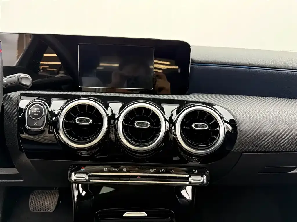 Mercedes-Benz A-Class 2021 из CN, фото 8