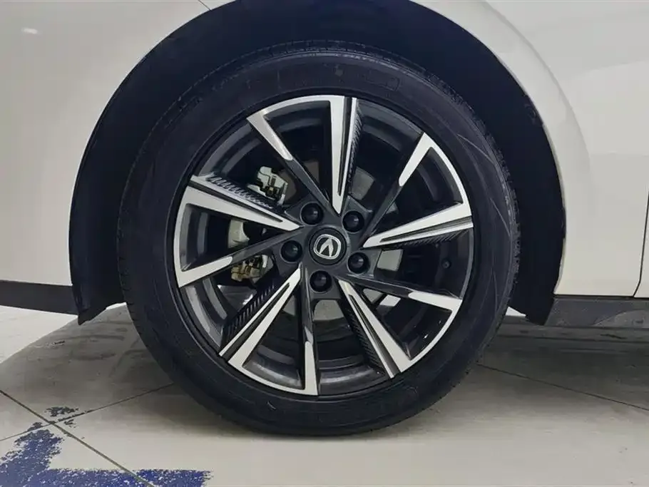 Changan Eado 2025 из CN, фото 5