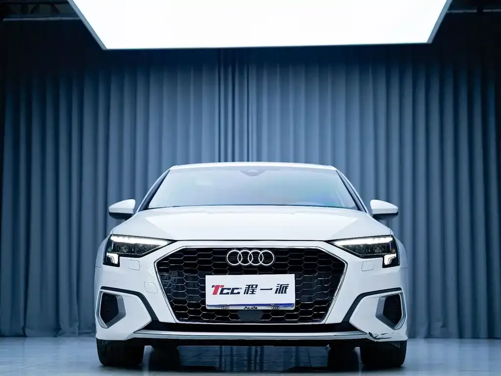 Audi A3 2021 из CN, фото 7