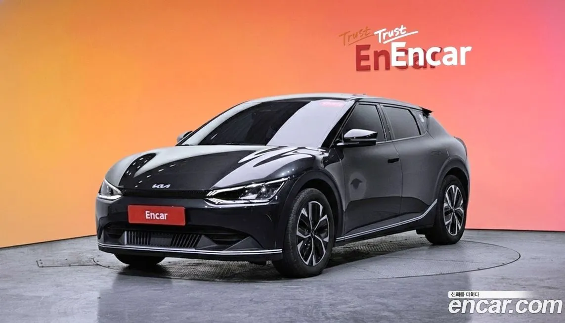 Kia EV6 — фото 1