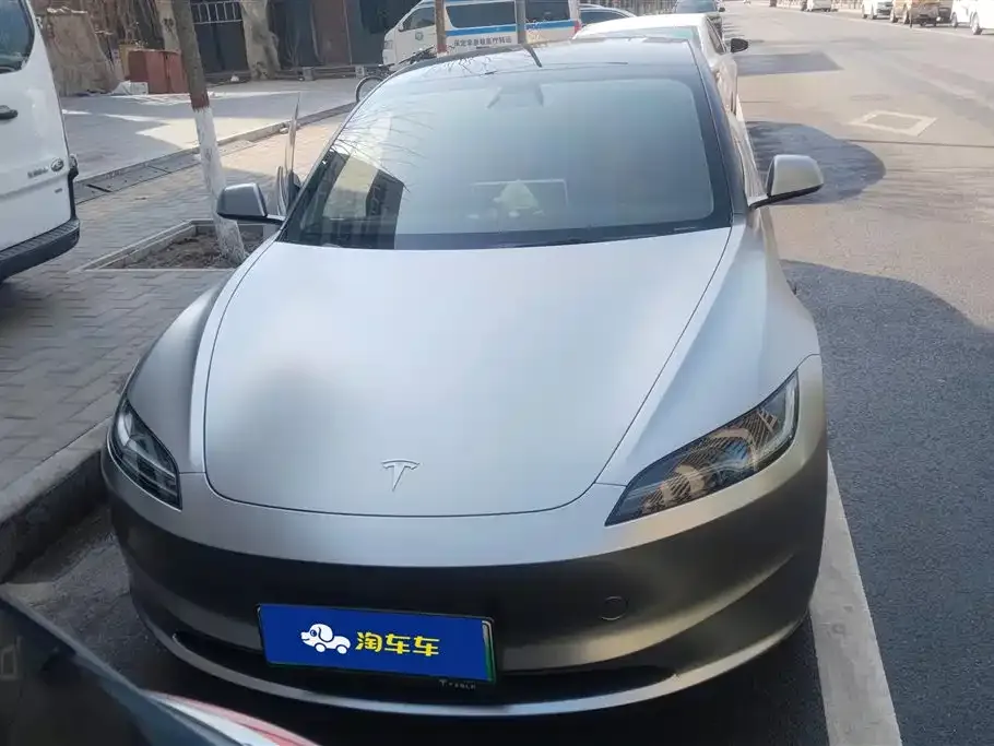 Tesla Model 3 — фото 5