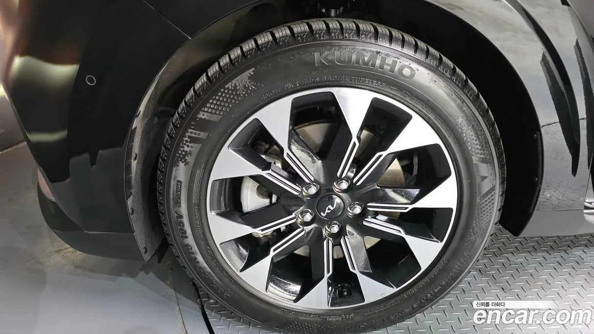 Kia Carnival 2023 из KR, фото 3