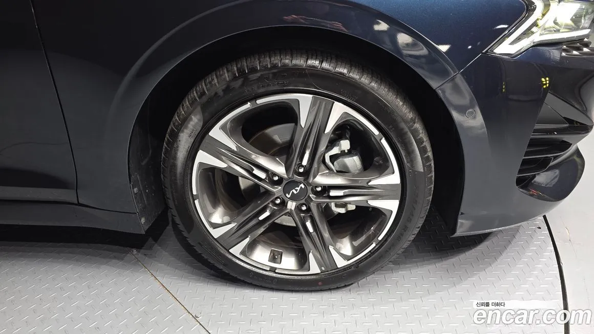 Kia K5 2023 из KR, фото 9