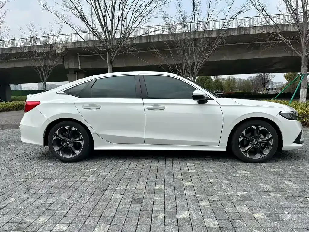 Honda Civic — фото 7