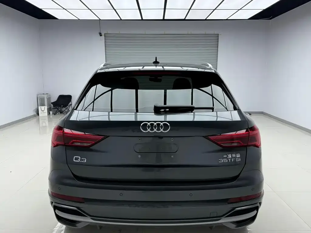 Audi Q3 — фото 4