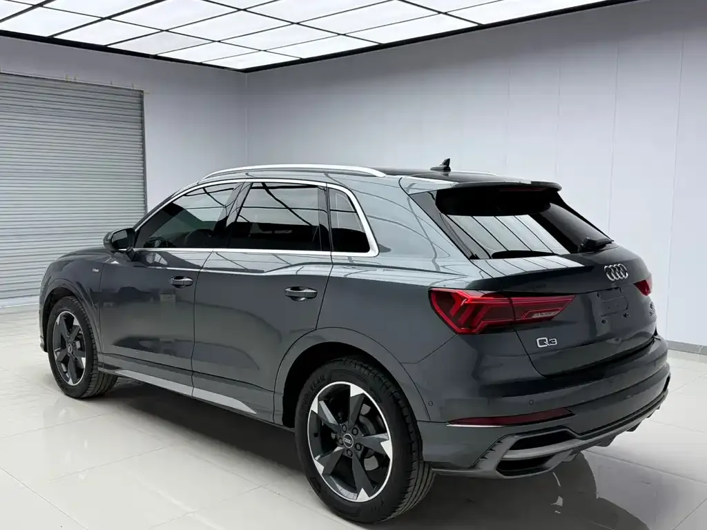 Audi Q3 — фото 6