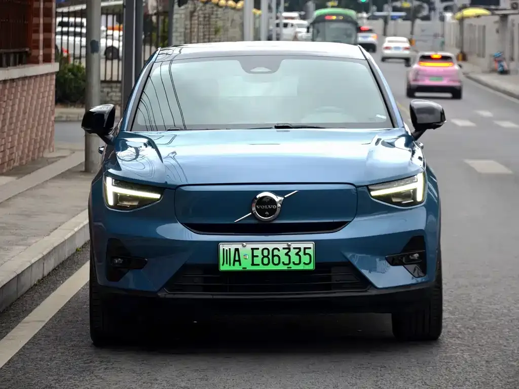 Volvo C40 2022 из CN, фото 6