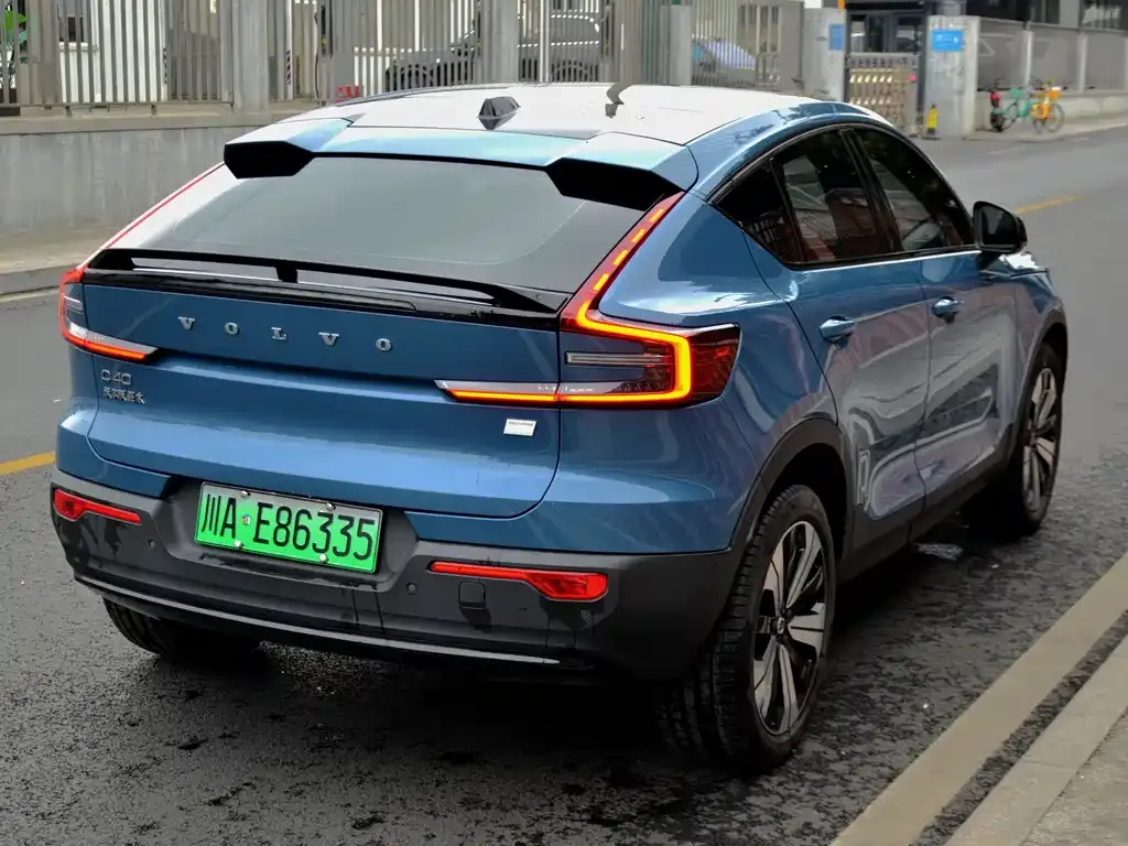 Volvo C40 2022 из CN, фото 8