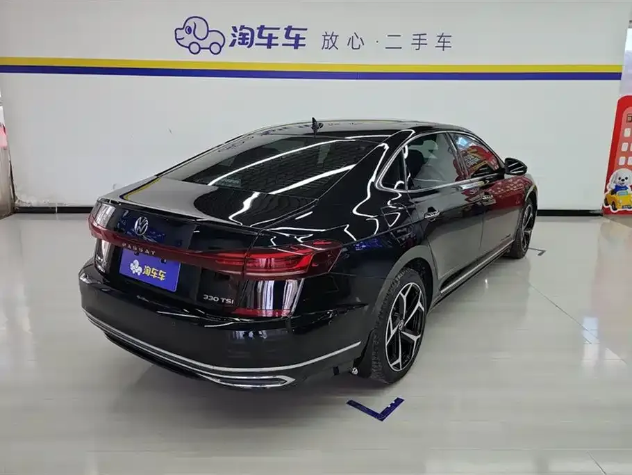Volkswagen Passat — фото 8