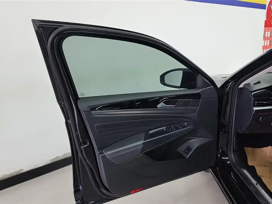 Volkswagen Passat — фото 4