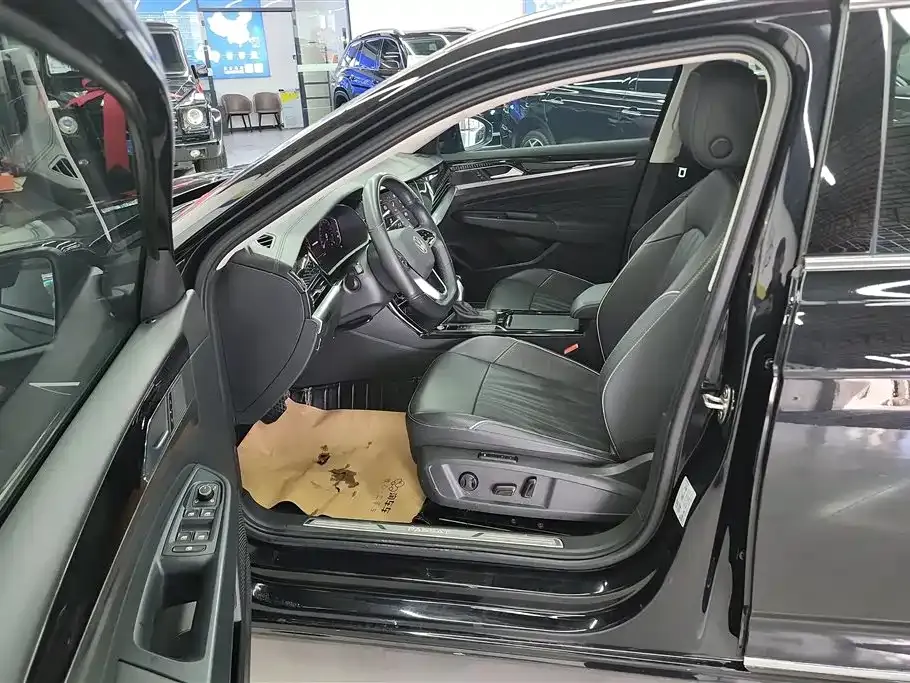 Volkswagen Passat — фото 6