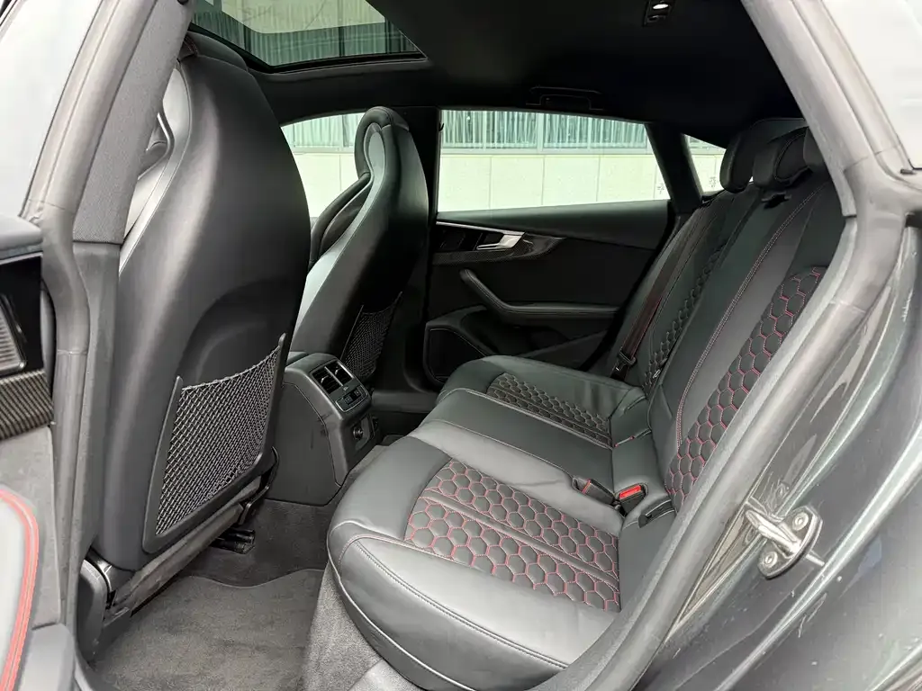 Audi RS 5 2024 из CN, фото 10