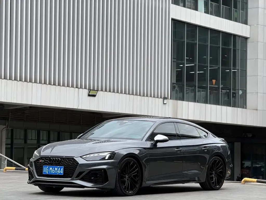 Audi RS 5 2024 из CN, фото 3