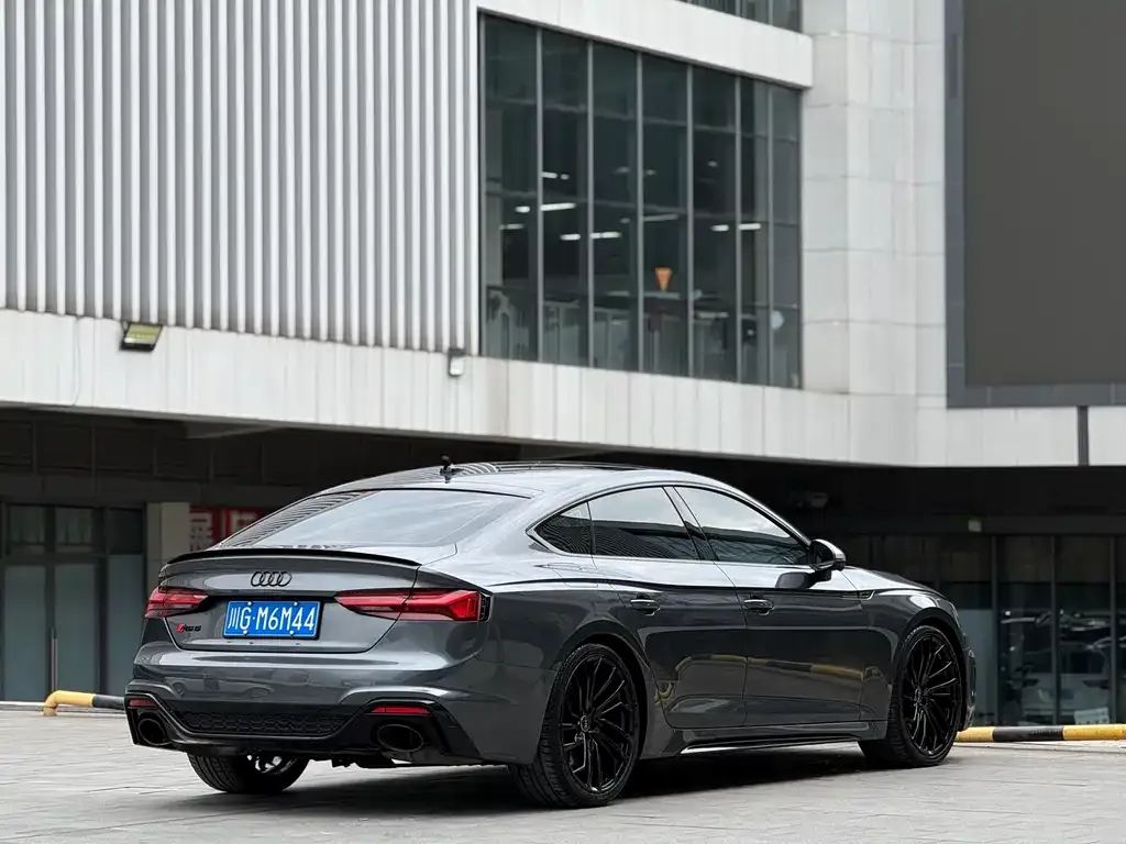 Audi RS 5 2024 из CN, фото 2