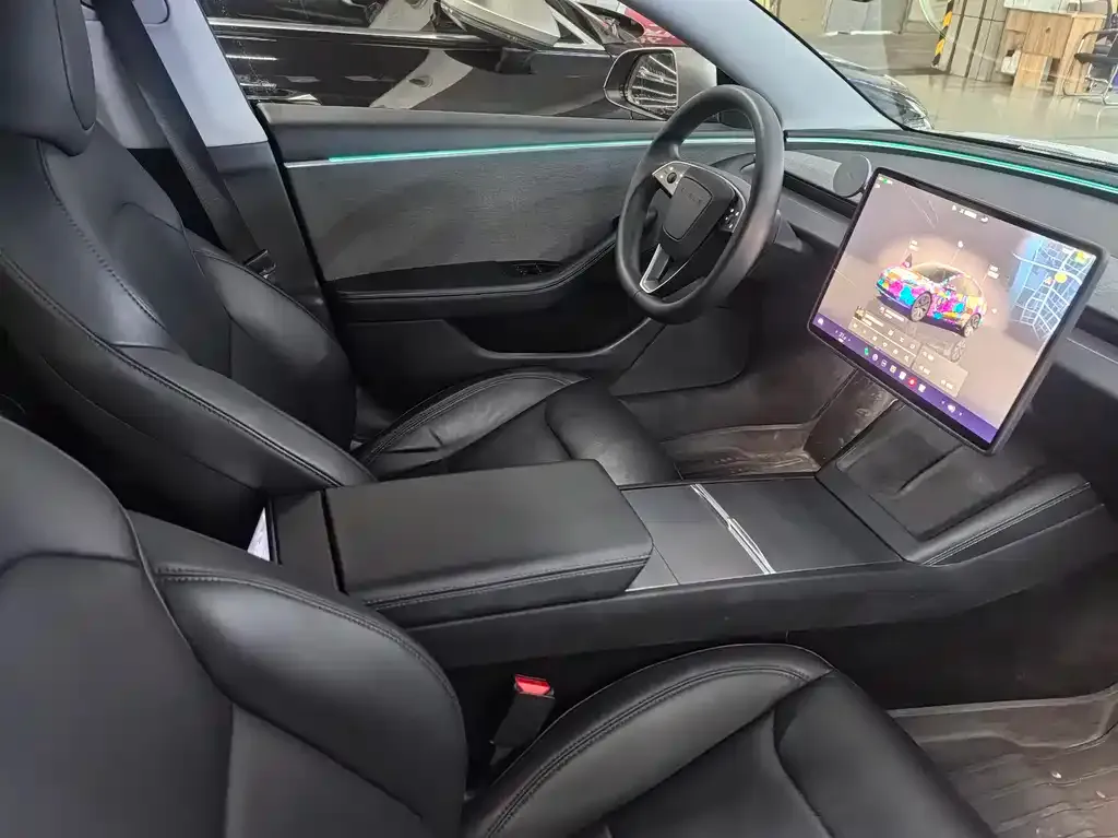 Tesla Model 3 — фото 2