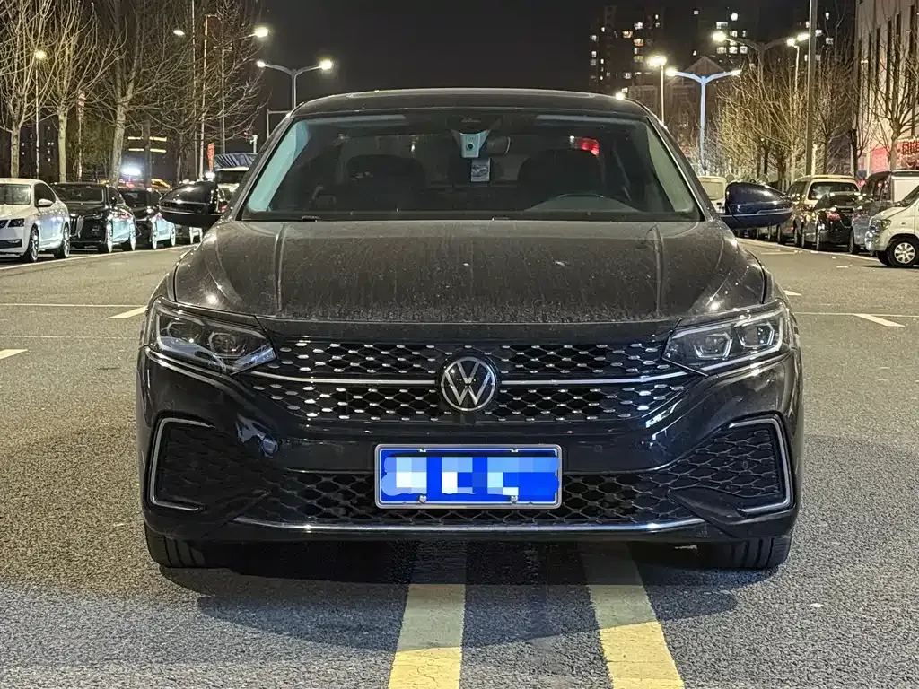Volkswagen Passat — фото 3
