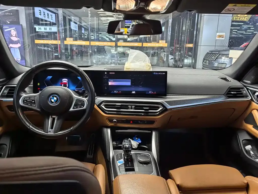 BMW i4 2023 из CN, фото 5
