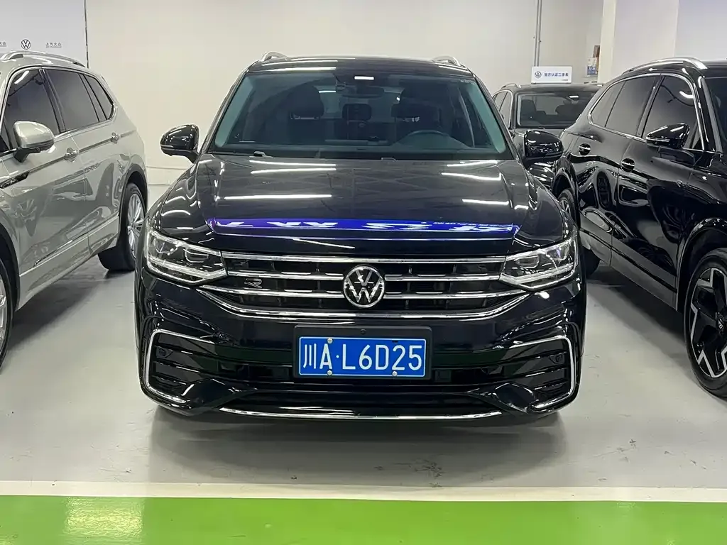 Volkswagen Tiguan L 2021 из CN, фото 6