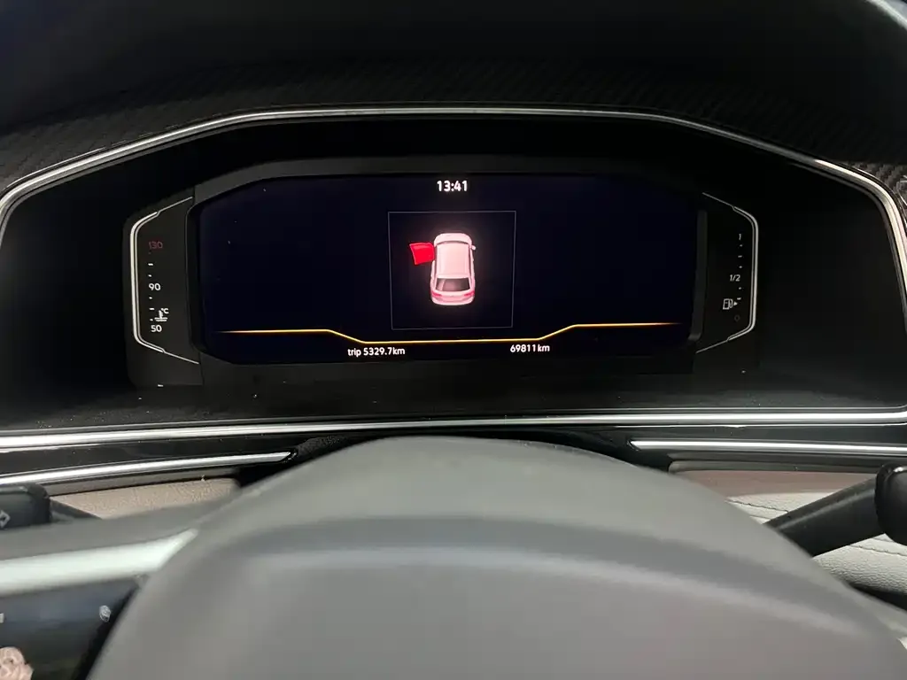 Volkswagen Tiguan L 2021 из CN, фото 4