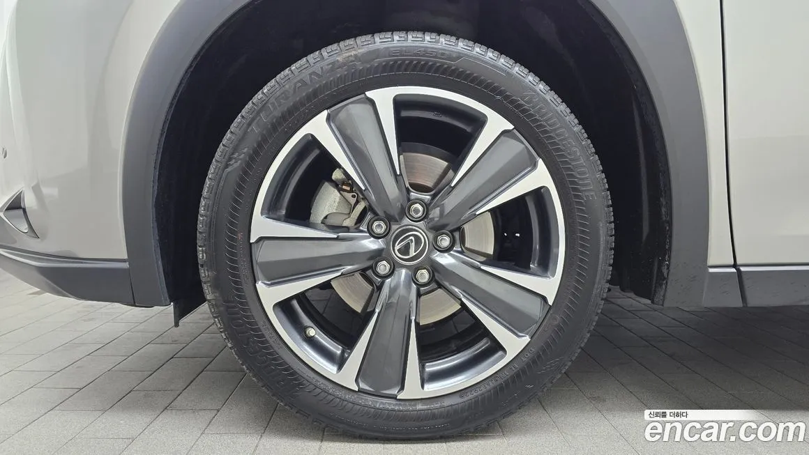 Lexus UX 2023 из KR, фото 4