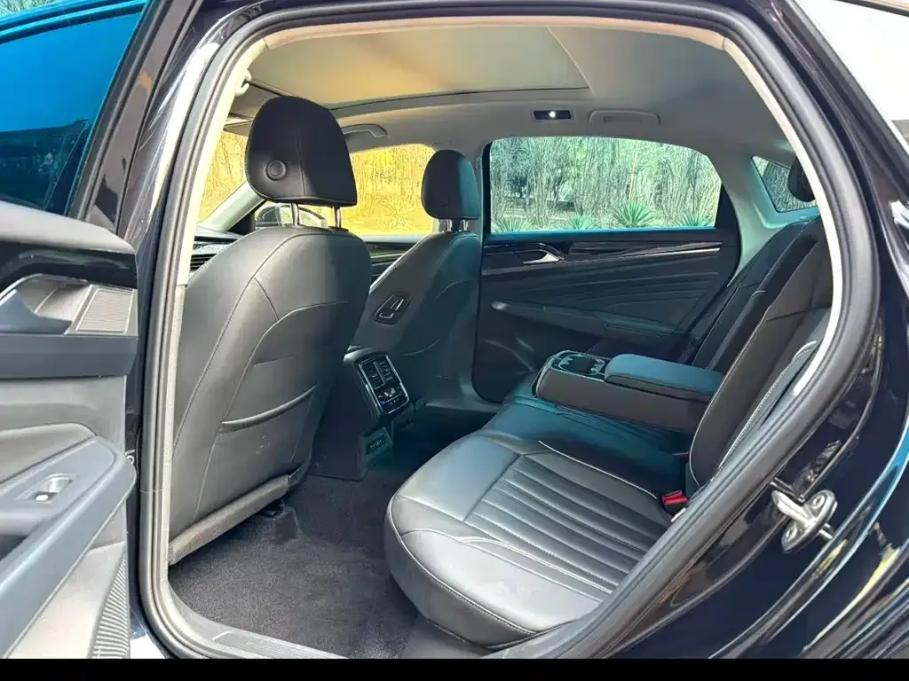 Volkswagen Passat — фото 4