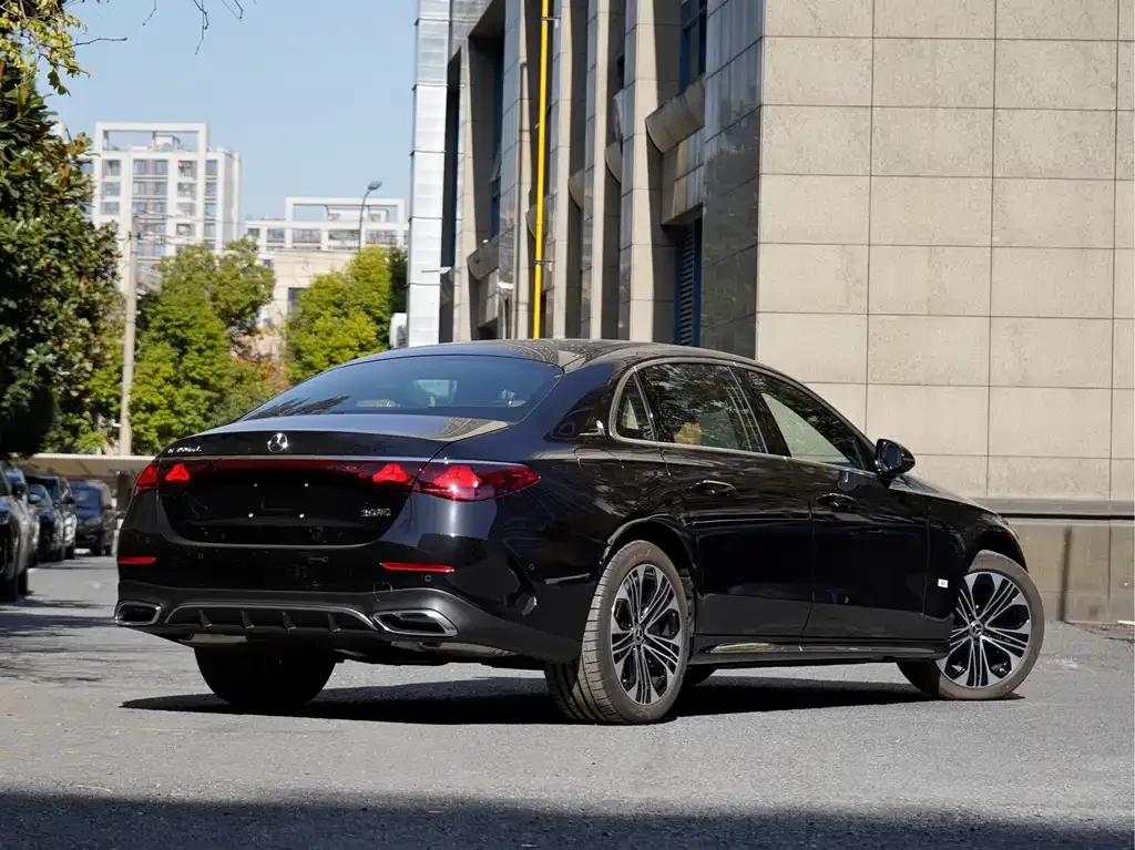 Mercedes-Benz E-Class New Energy — фото 9