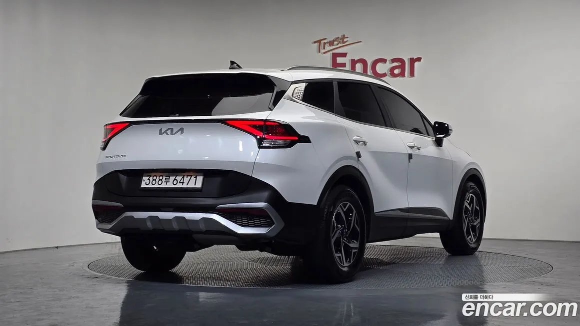 Kia Sportage — фото 6