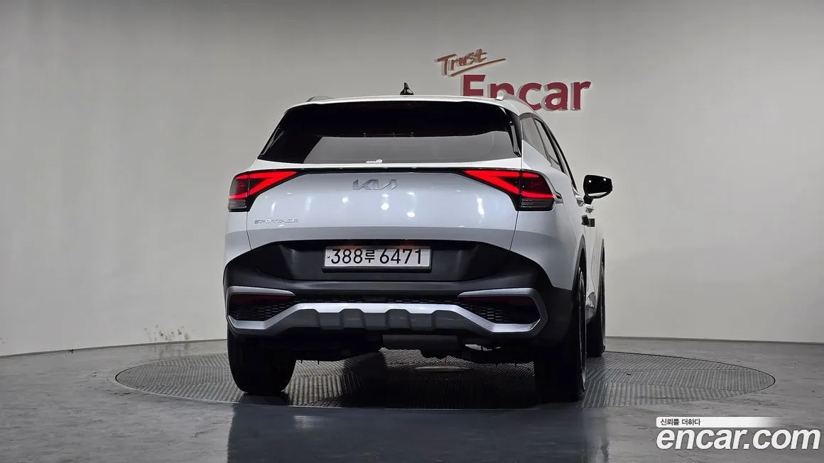 Kia Sportage — фото 10