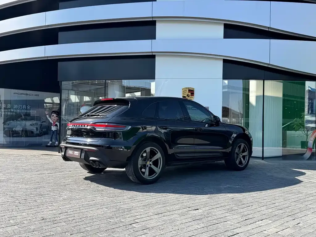 Porsche Macan — фото 7