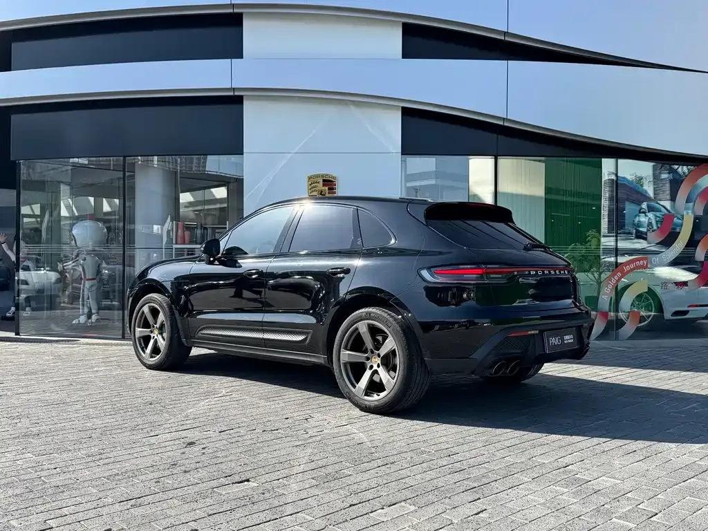 Porsche Macan — фото 10