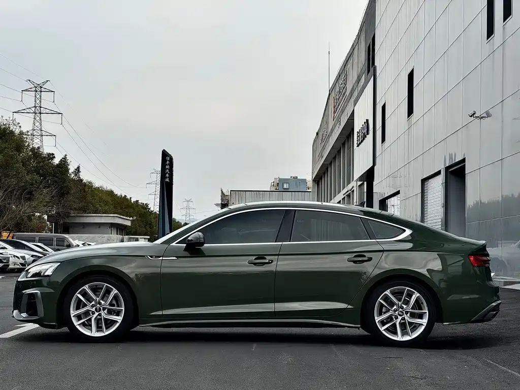 Audi A5 (Import) 2021 из CN, фото 2