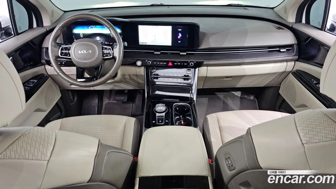 Kia Carnival — фото 10