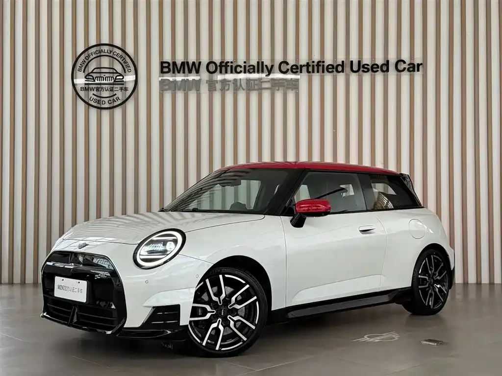 MINI Cooper EV — фото 1