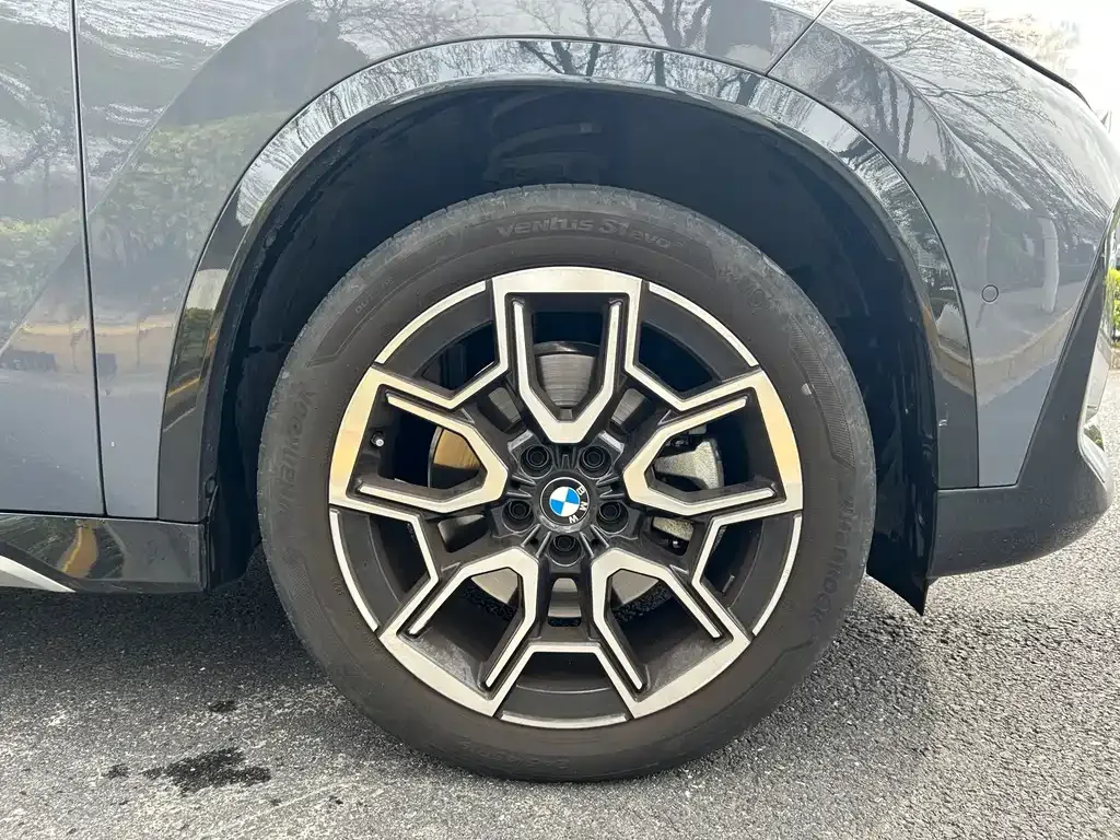 BMW X1 — фото 2
