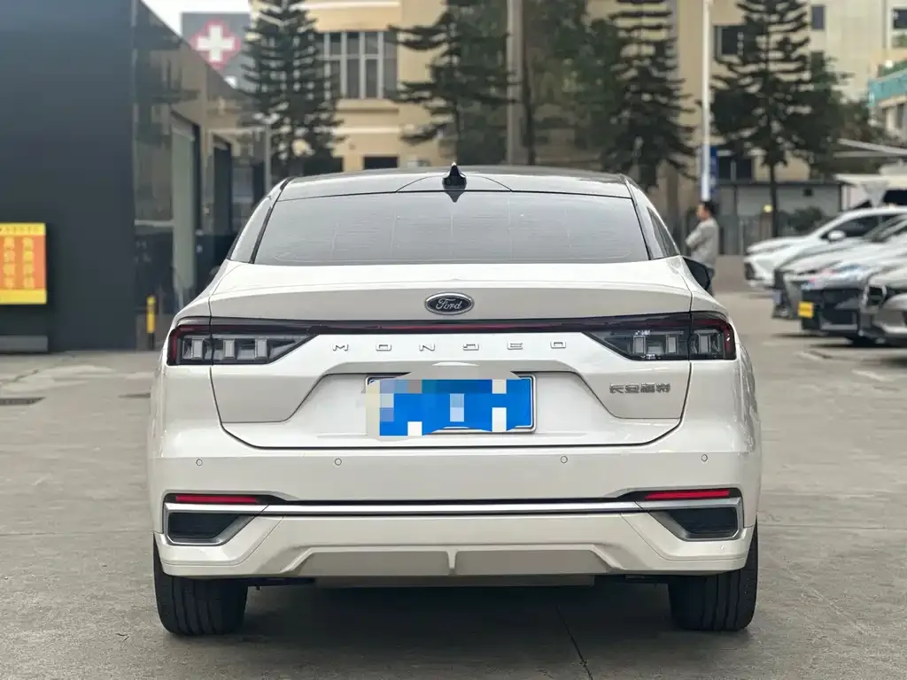 Ford Mondeo 2024 из CN, фото 3