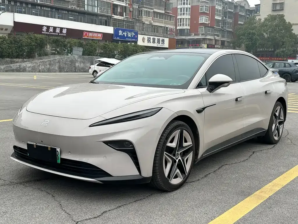 Roewe Feifan F7 2023 из CN, фото 1