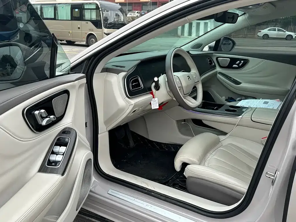 Roewe Feifan F7 2023 из CN, фото 5