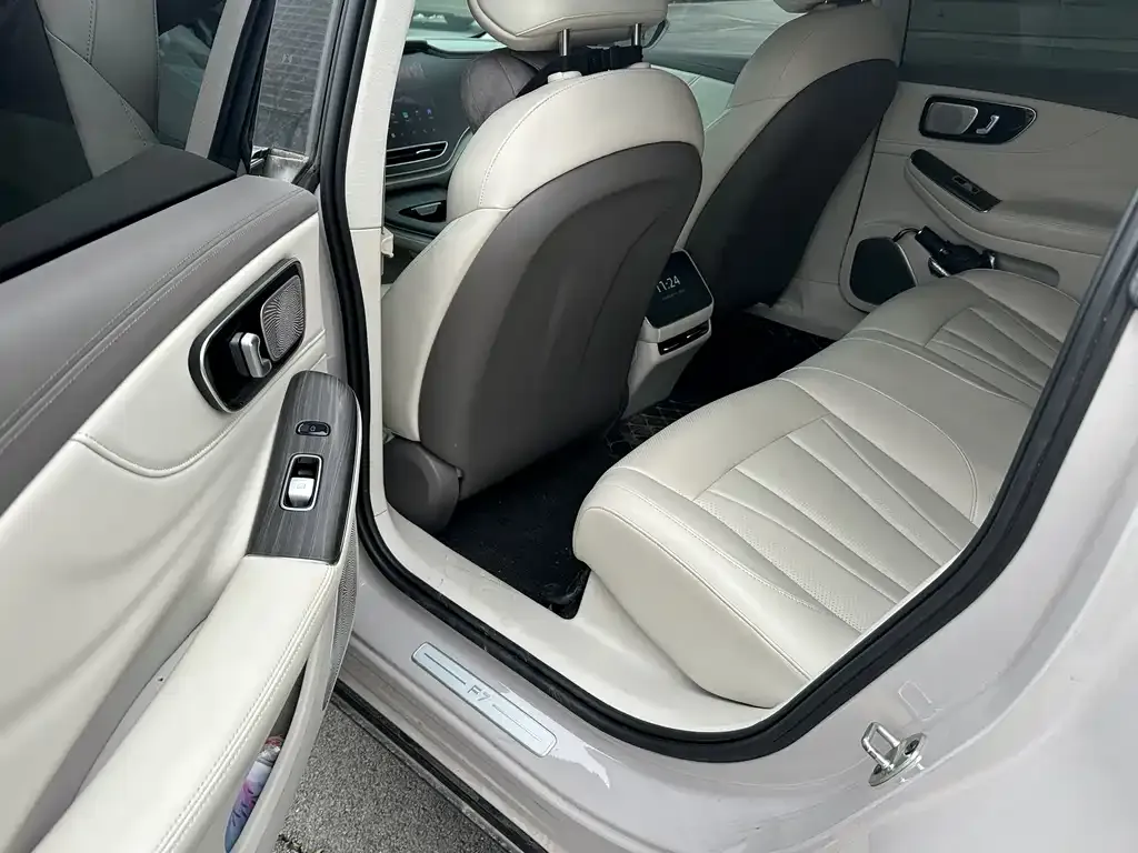 Roewe Feifan F7 2023 из CN, фото 2