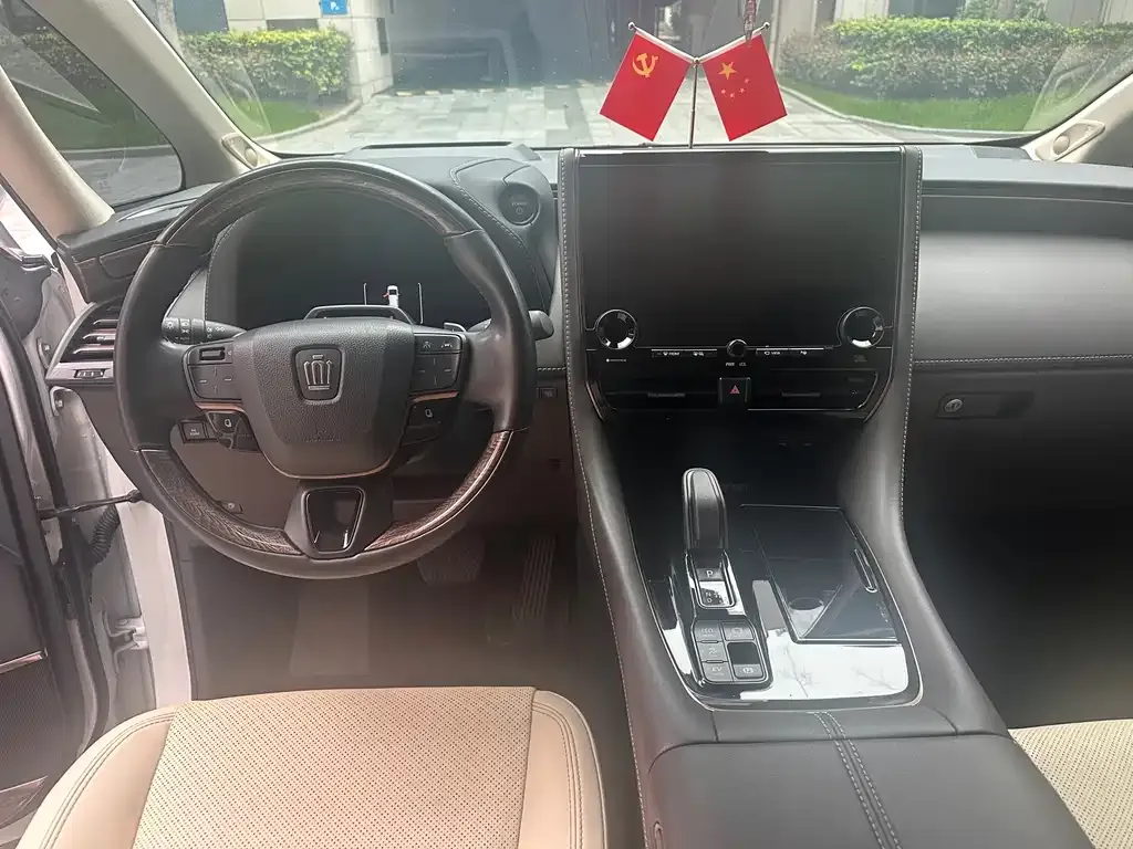 Toyota Vellfire 2023 из CN, фото 9