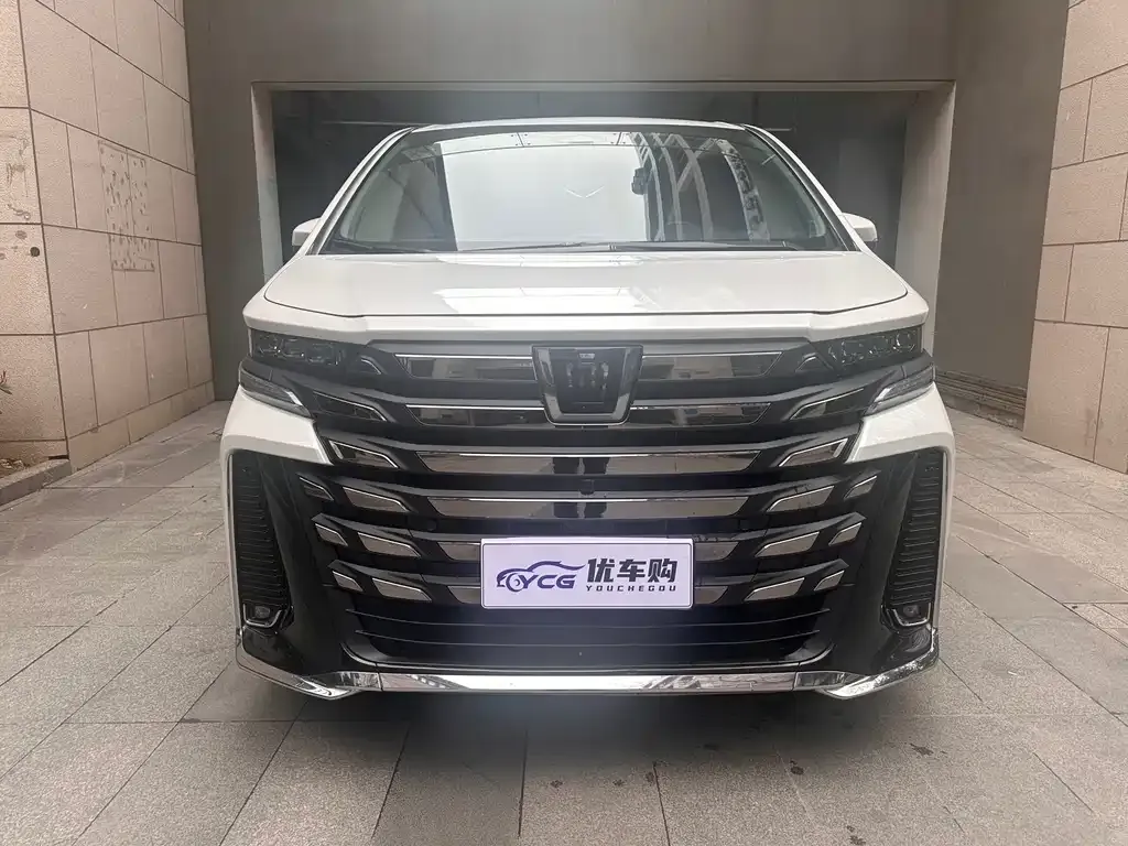 Toyota Vellfire 2023 из CN, фото 4