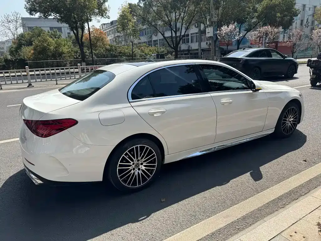Mercedes-Benz C-Class — фото 10