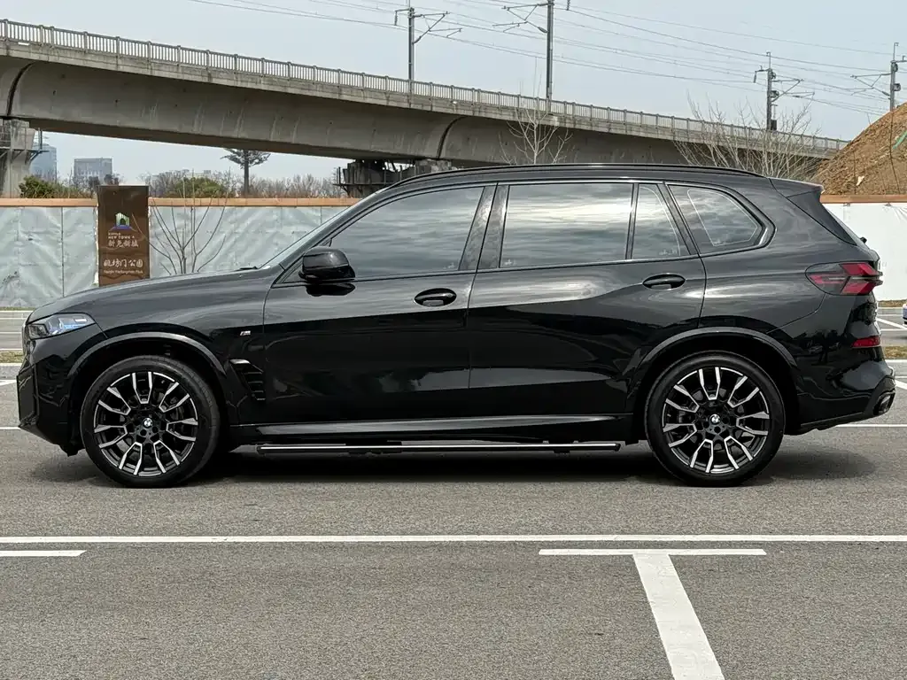 BMW X5 2024 из CN, фото 5