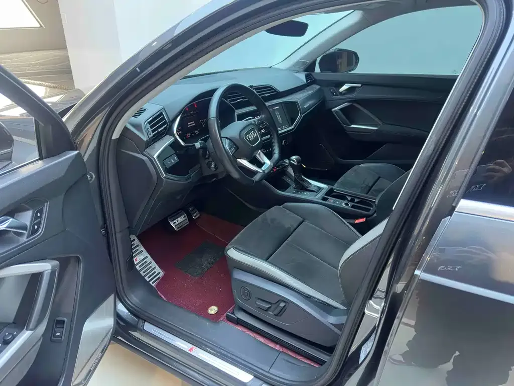Audi Q3 2022 из CN, фото 8